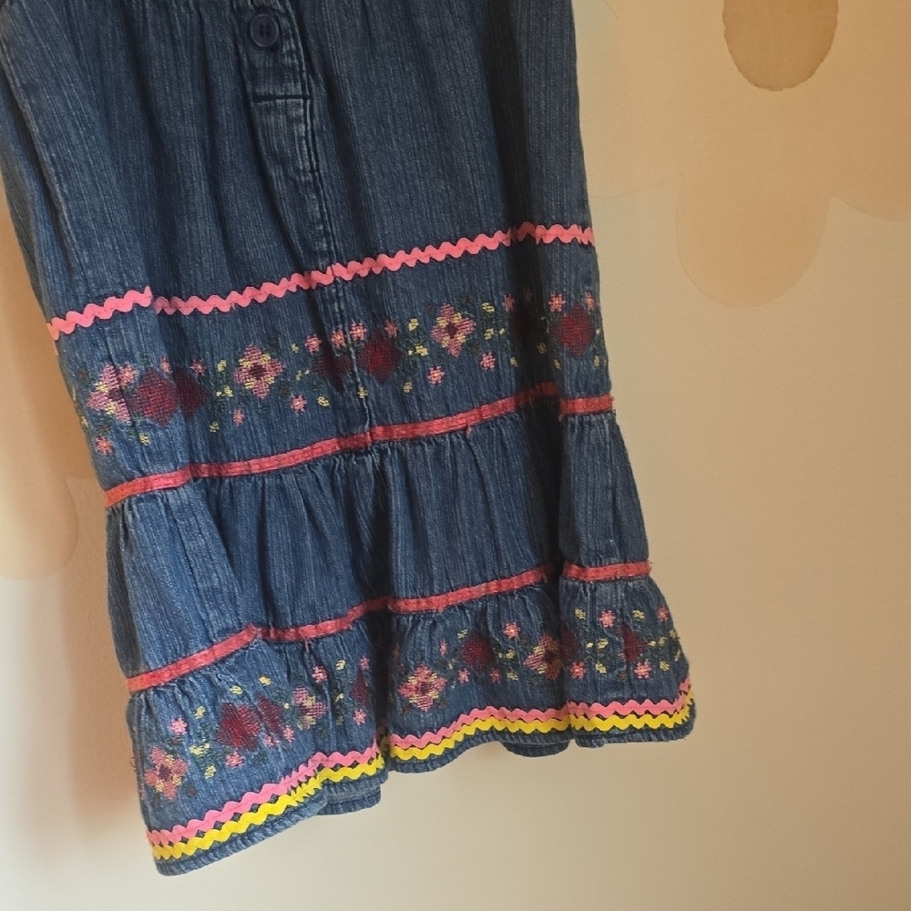 Vintage Embroidered Denim Girls Dress with Pink Floral Accents Size 2 - Picture 9 of 10